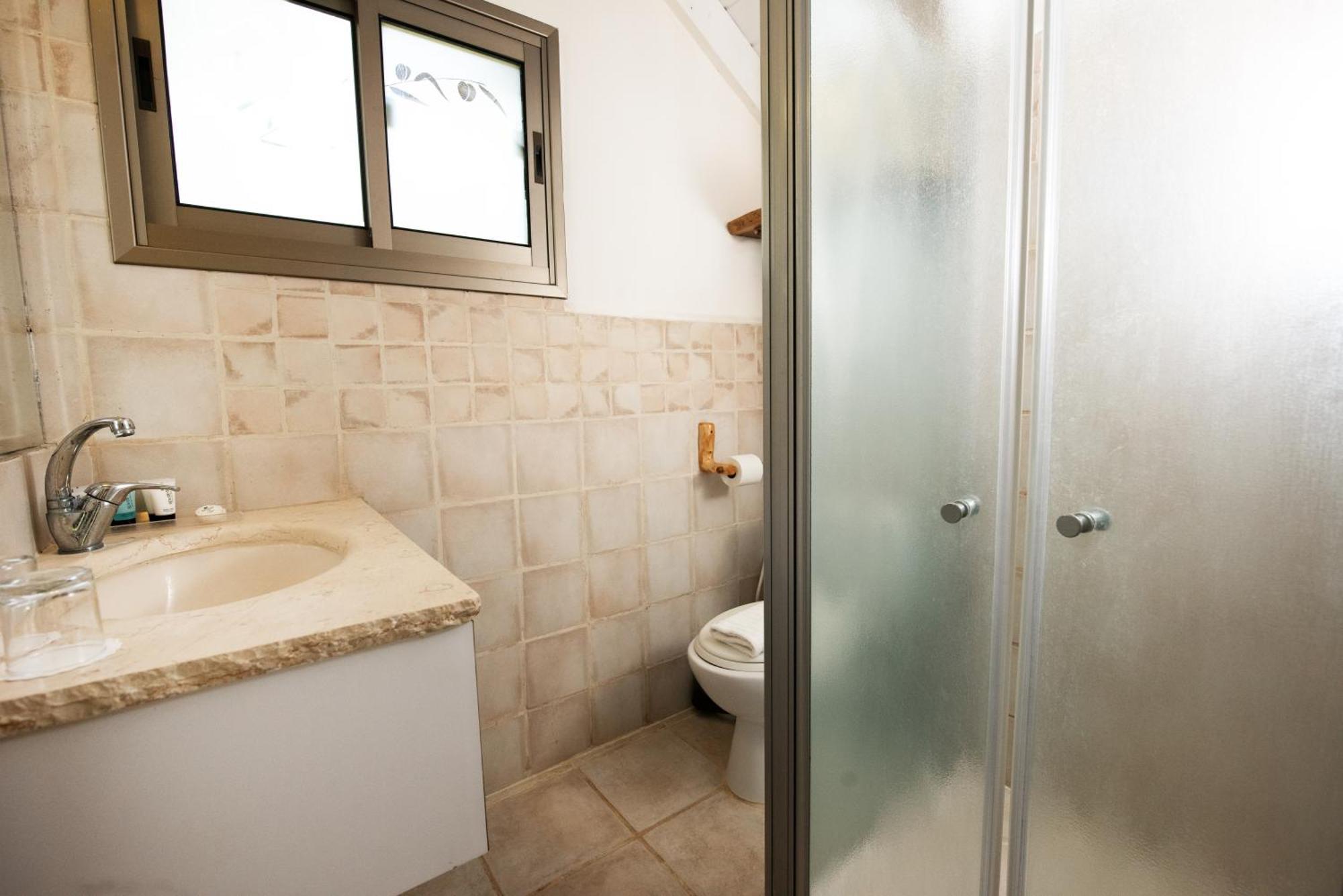 Hotel כפר נופש ויטראז' נופש וספא Beit Hillel Zimmer foto
